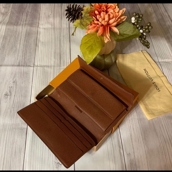 🤎💯 %AUTHENTIC LUZ VUITTON MONOGRAM SARAH WALLET crossbody 🤎🧡 - Picture 10 of 17